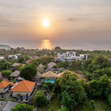 Balangan Beach Villa Idaman Bungalows Jimbaran Exterior foto